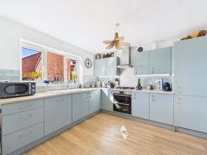 Kitchen- click for photo gallery